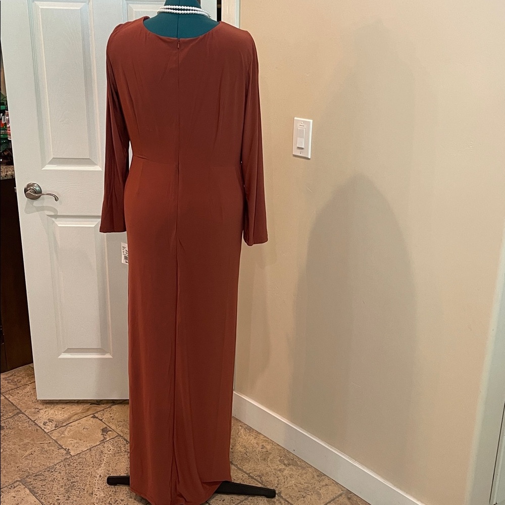 NWT Davids Bridal Cinnamon Long Sleeve Gown Plus Size 20 - Picture 9 of 13
